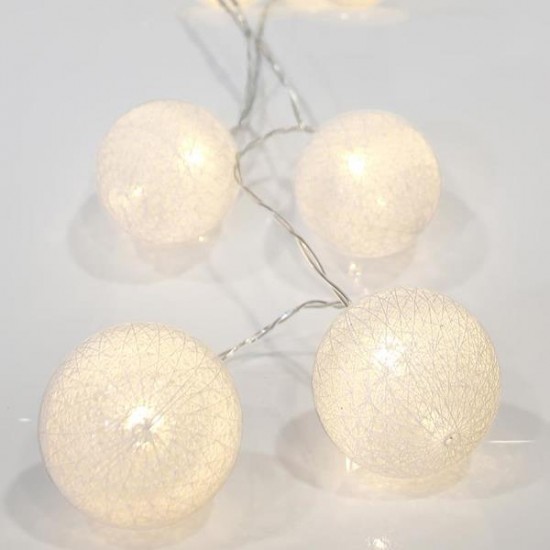 ΣΕΙΡΑ, 10 LED 5mm, ΒΑΜΒΑΚΕΡΕΣ ΔΙΑΚΟΣΜΗΤΙΚΕΣ ΜΠΑΛΕΣ 6cm, ΜΠΑΤΑΡΙΑΣ 3xAA, ΔΙΑΦΑΝΟ PVC ΚΑΛΩΔΙΟ, ΘΕΡΜO ΛΕΥΚO LED ΑΝΑ 15cm, ΠΡΟΕΚΤΑΣΗ ΠΑΡΟΧΗΣ 50cm, IP20